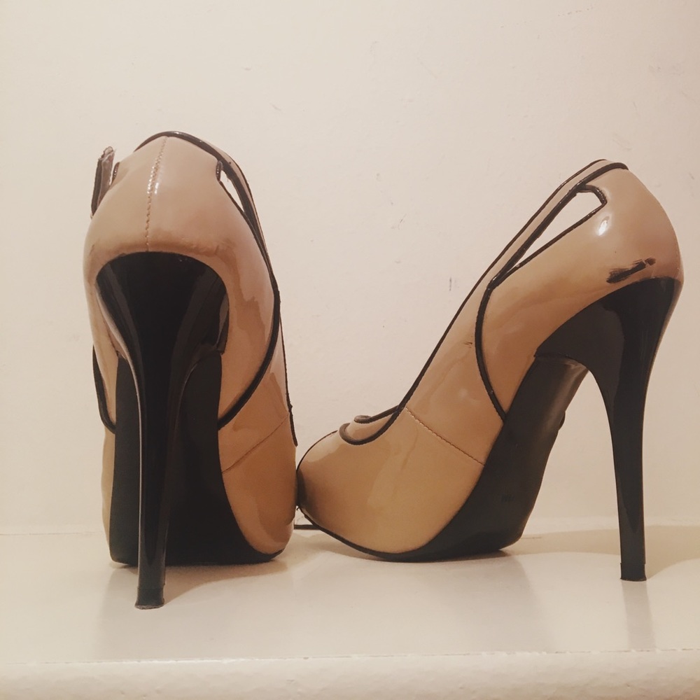 Guess Nude and Black Heels
